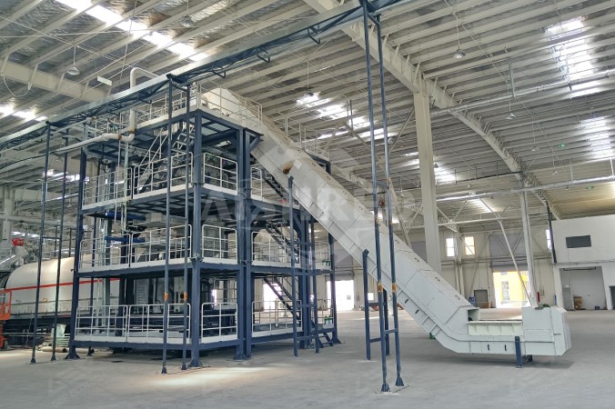 Čtyřhřídelový drtič pro projekt recyklace lithiových baterií v Henanu, Čína