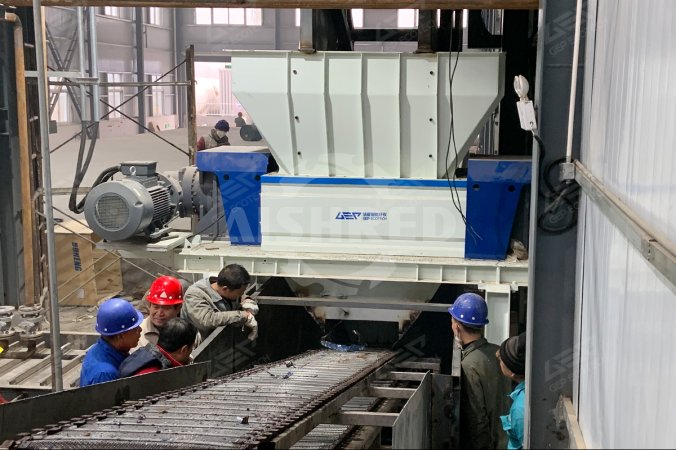 Projekt recyklace kovových kontejnerů v čínském Henanu