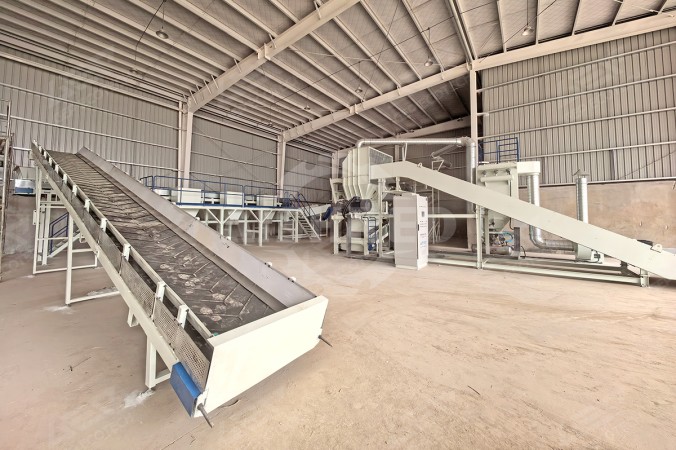 Projekt drcení objemného odpadu s dvojitým hřídelem v Jiangxi, Čína