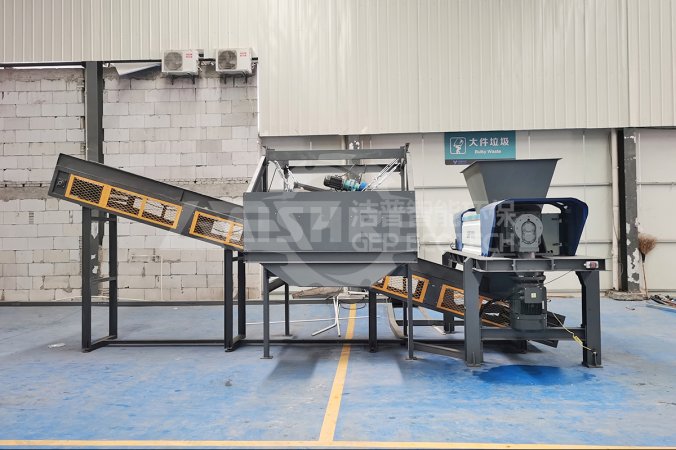 Magnetický separátor použitý v projektu likvidace objemného odpadu v čínské provincii Zhejiang